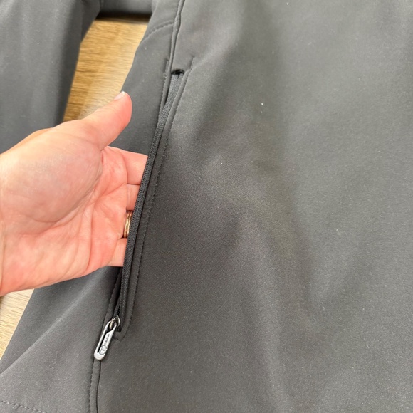 Men's T-Tech by Tumi Soft-Shell Outdoor Jacket, Black, Size Large, Full-Zip - Picture 9 of 16